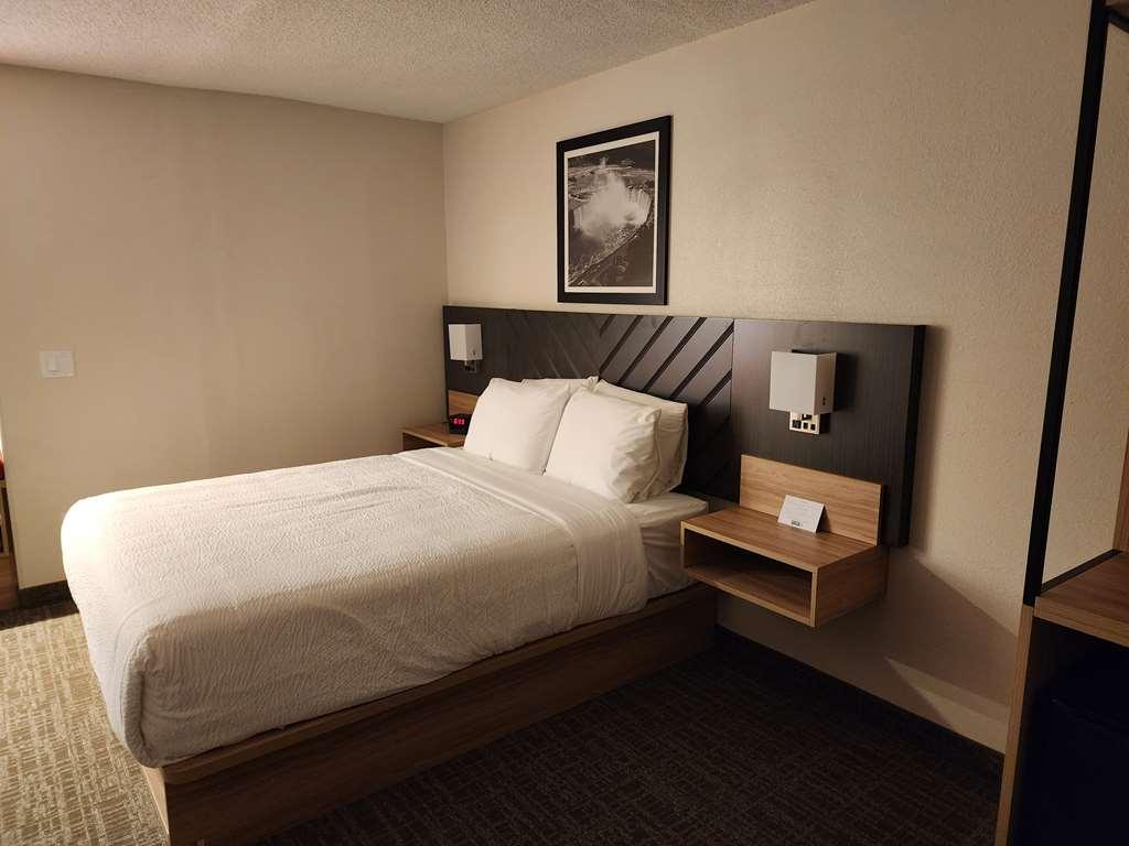 Best Western Buffalo Inn & Suites Bilik gambar