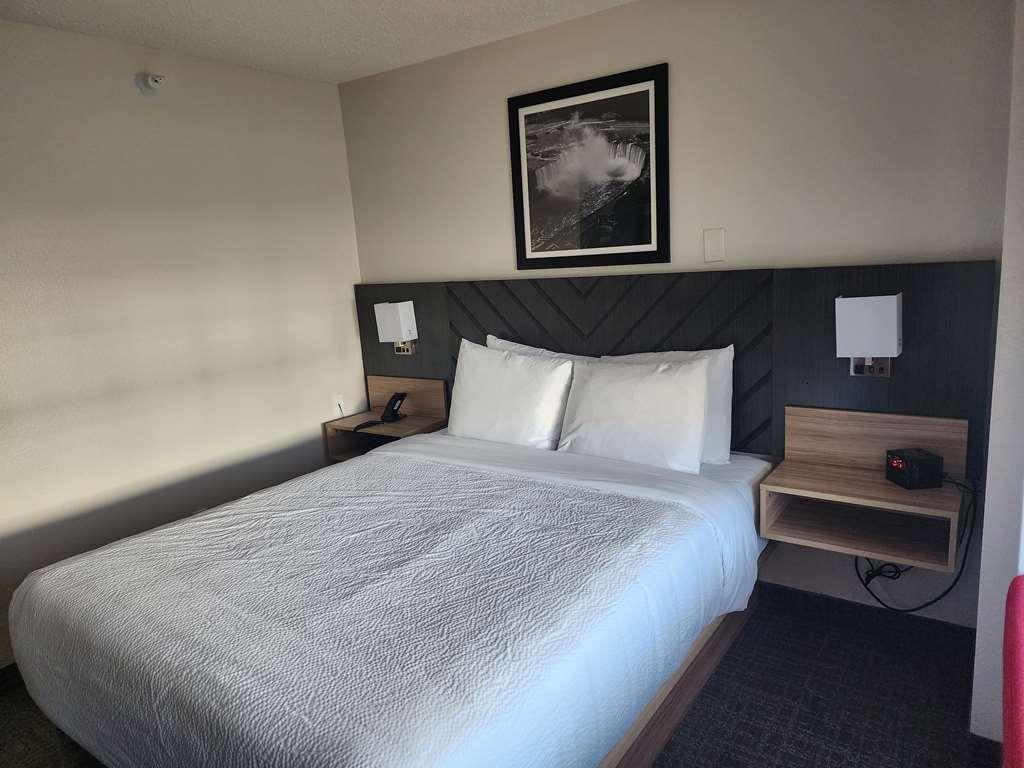 Best Western Buffalo Inn & Suites Bilik gambar