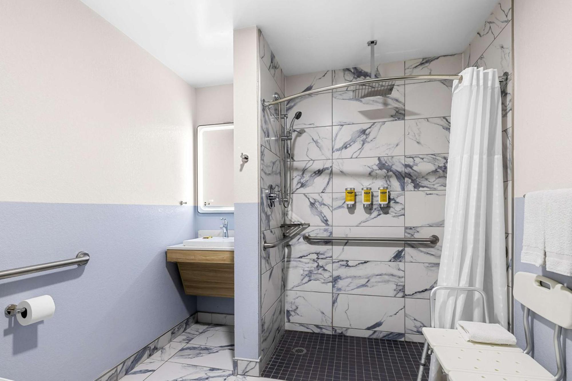Best Western Buffalo Inn & Suites Luaran gambar