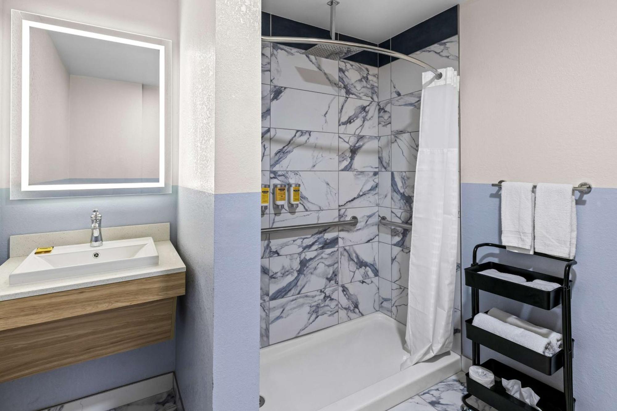 Best Western Buffalo Inn & Suites Luaran gambar